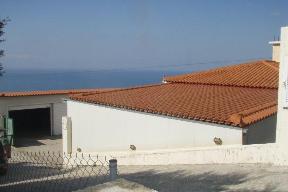 Αποθήκες 200 τετραγωνικών Πλατειές Κεφαλλονιά