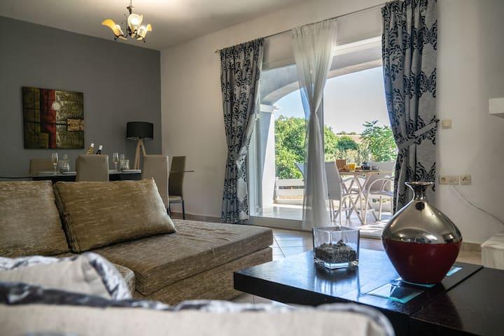  Three Bedroom Maisonette in Argostoli
